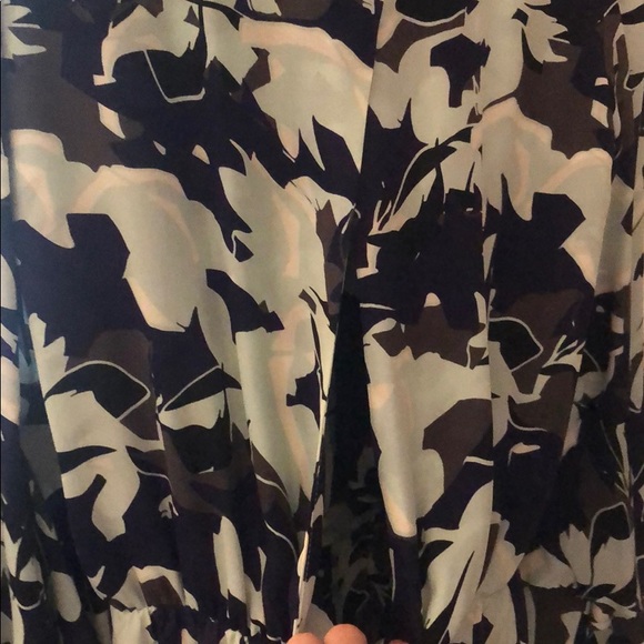 Parker floral romper - Picture 2 of 3